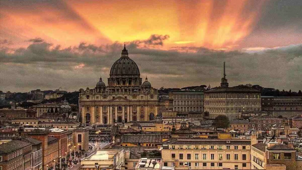 Early Morning Vatican Tour Early Morning Vatican Tour